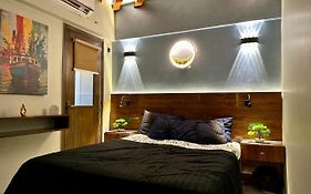Beachfront Studios By Virani